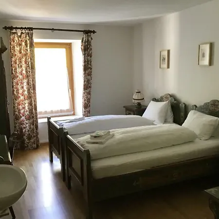 Piz Ela Bergun Отель
